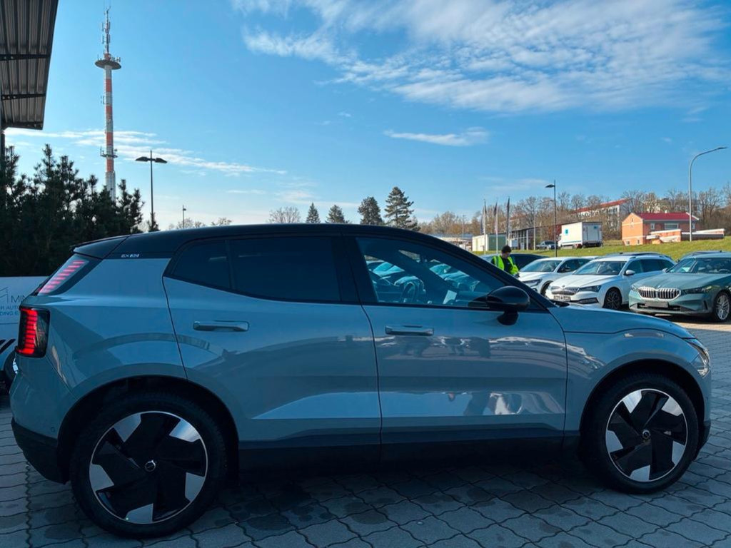 Volvo EX30