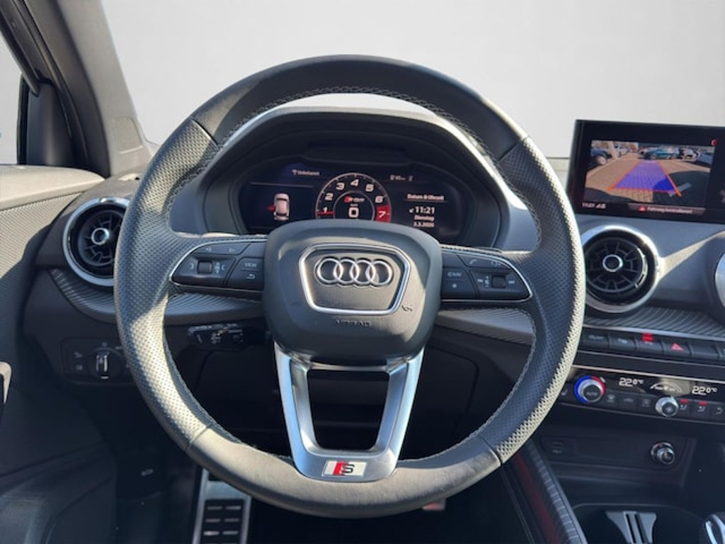 Audi SQ2