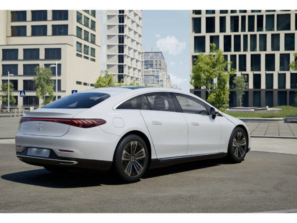Mercedes-Benz EQS