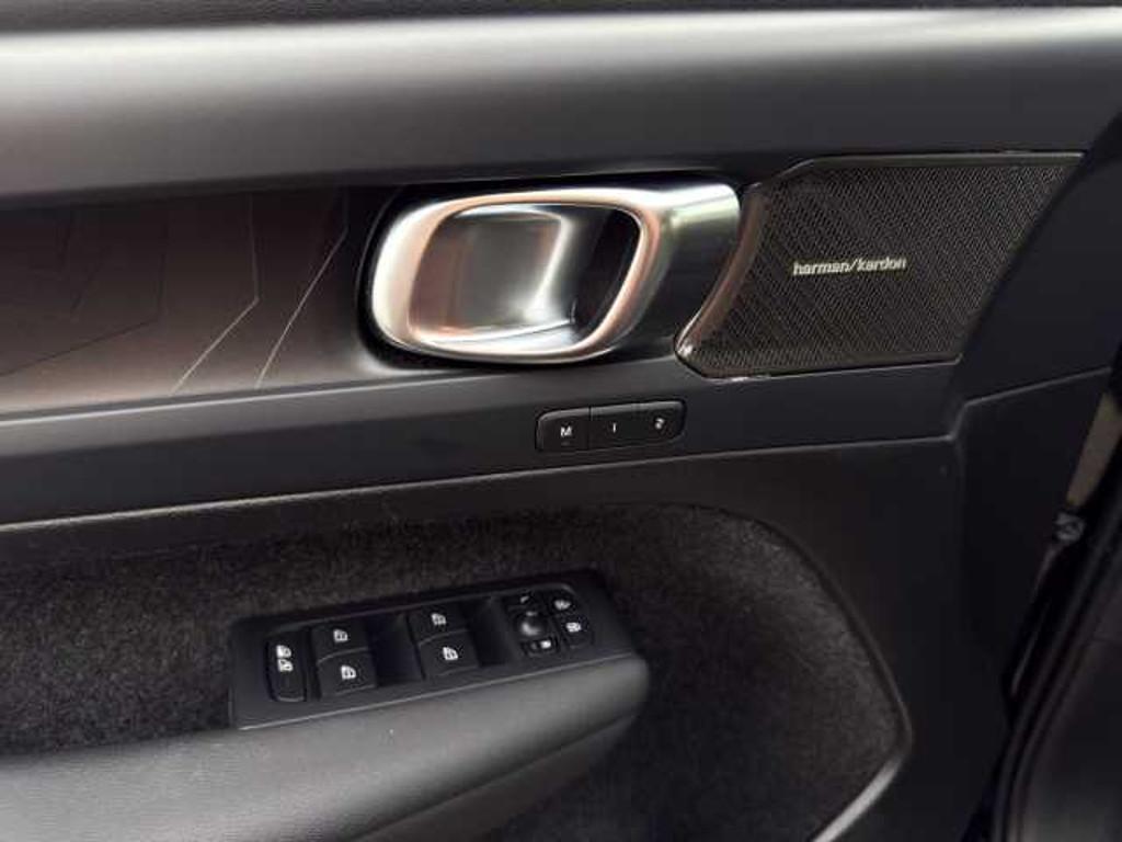 Volvo C40
