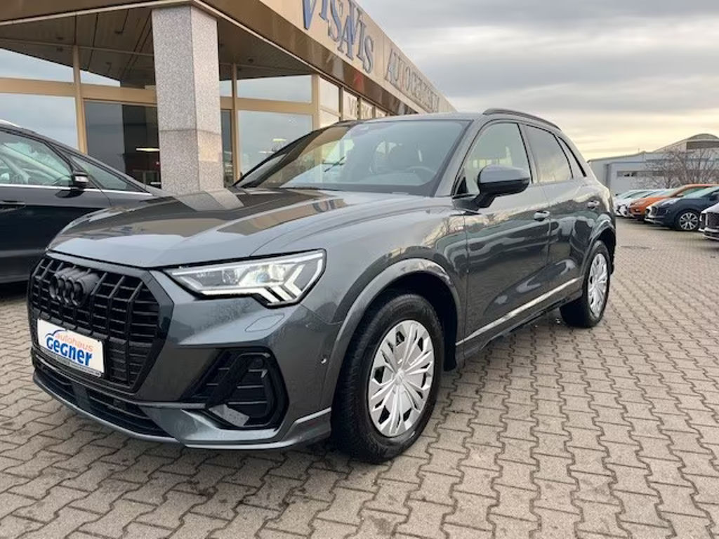 Audi Q3 2024 Benzine