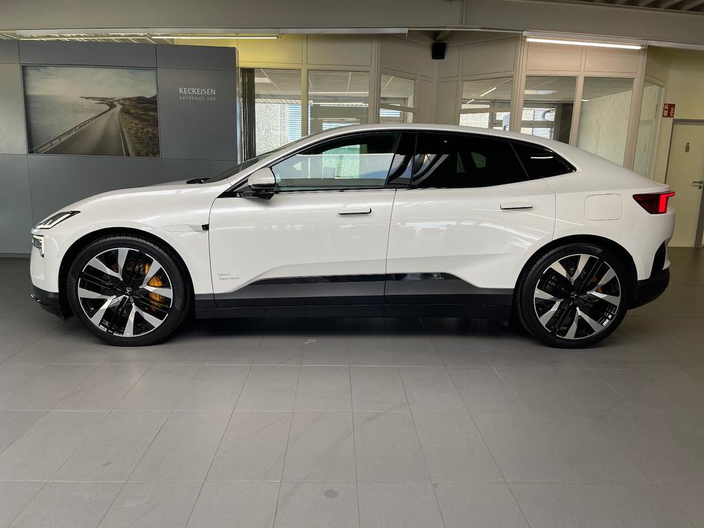 Polestar 4