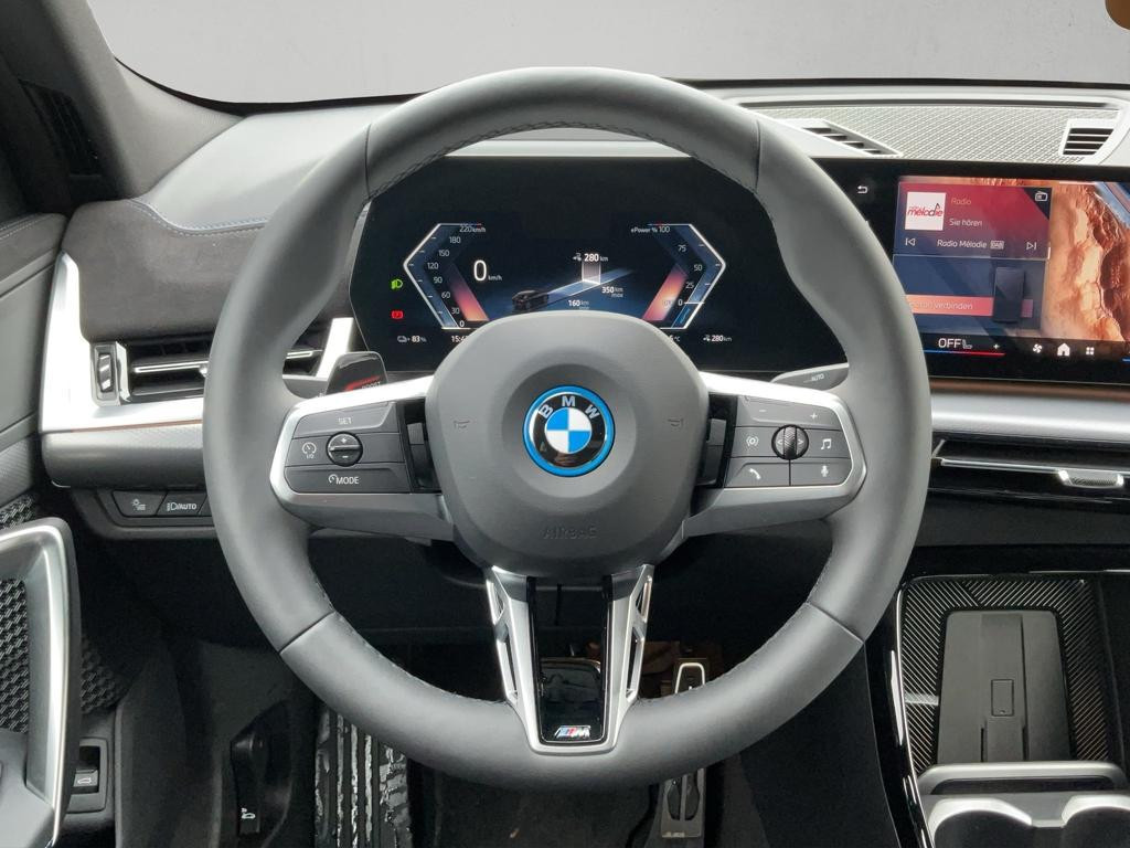 BMW iX2