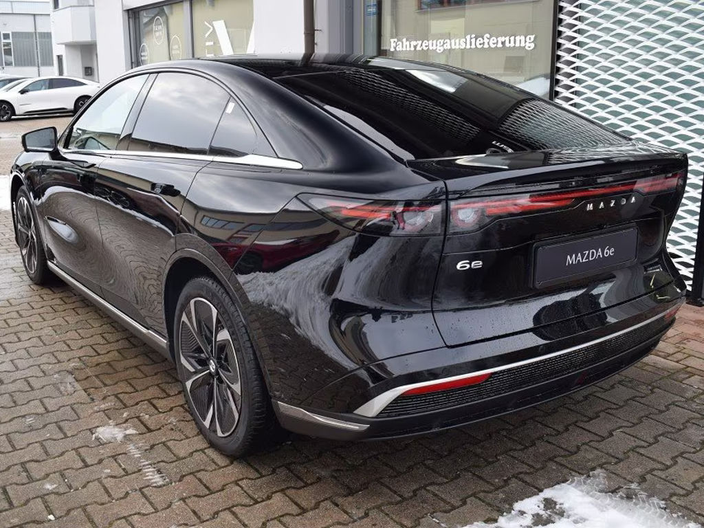 Mazda 6e
