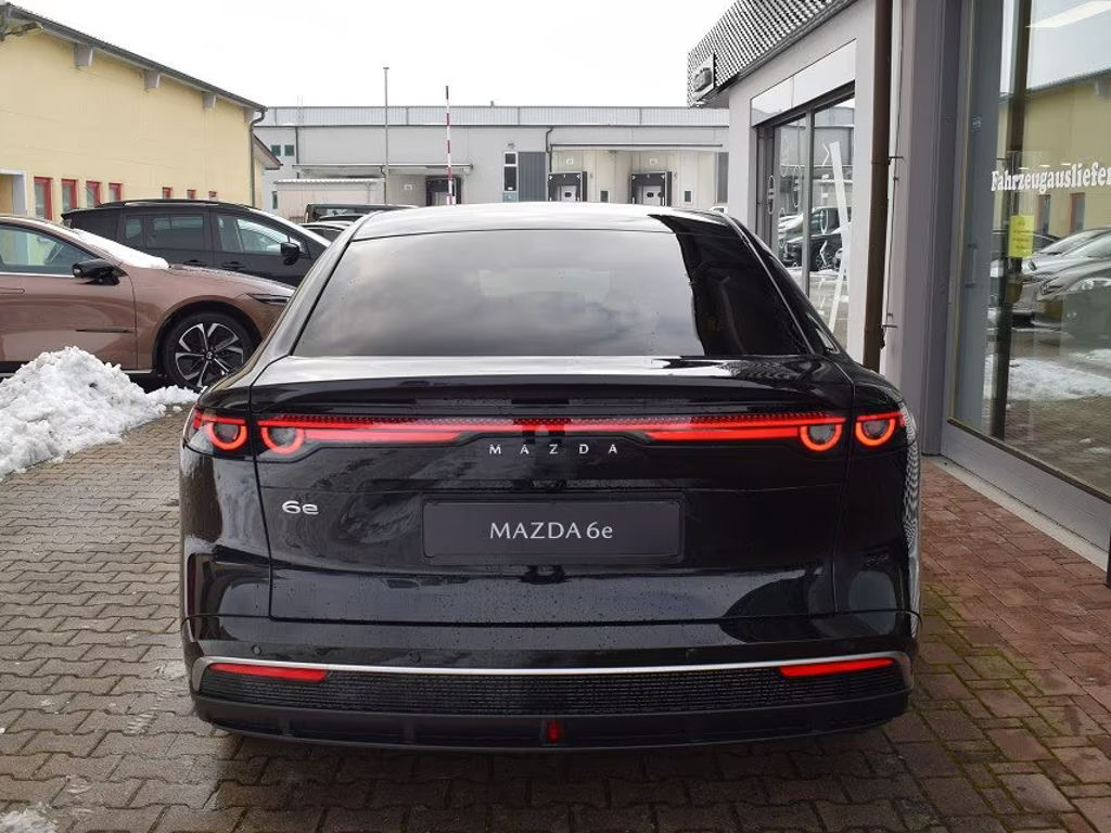 Mazda 6e