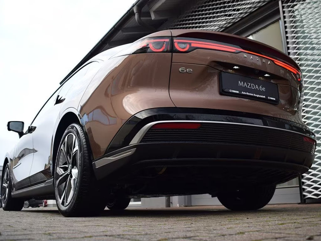 Mazda 6e