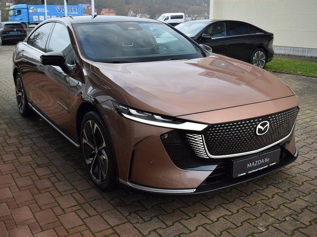 Mazda 6e