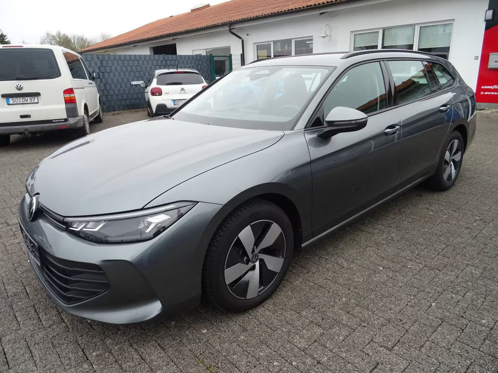 Volkswagen Passat 2025 Benzine