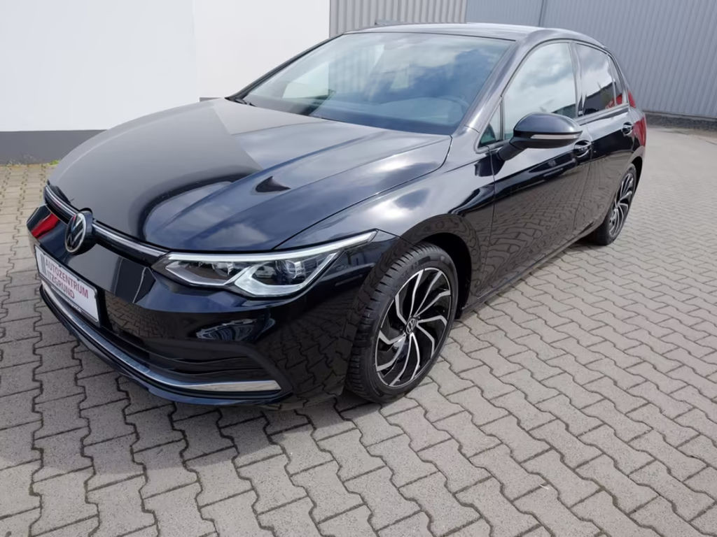 Volkswagen Golf 2022 Benzine