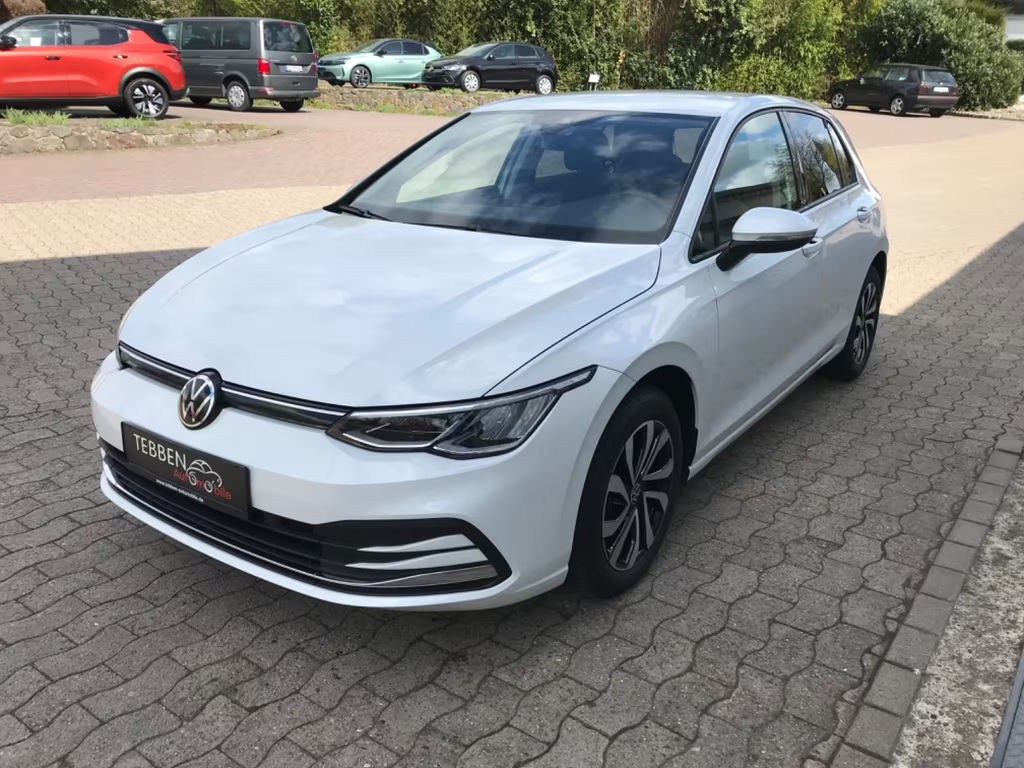 Volkswagen Golf 2022 Benzine