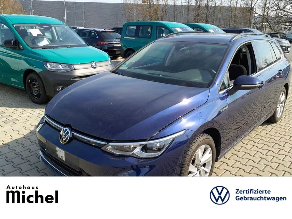 Volkswagen Golf 2022 Benzine