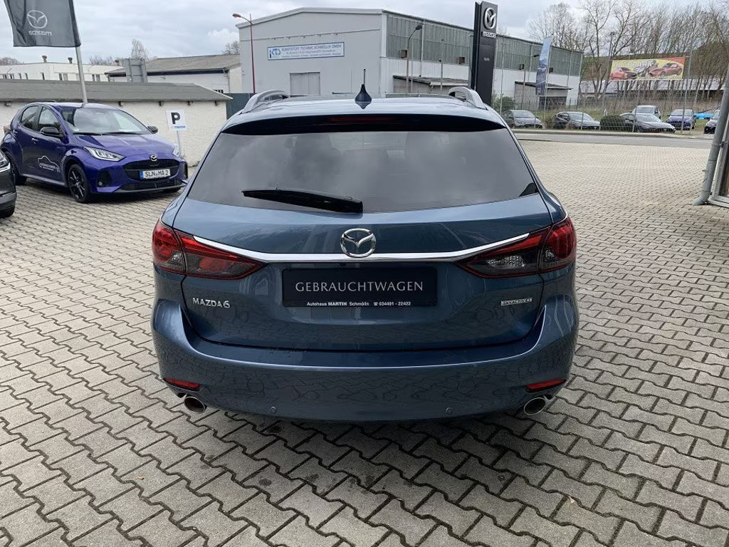 Mazda 6