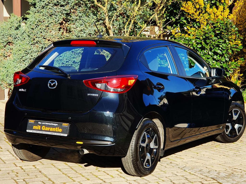 Mazda 2