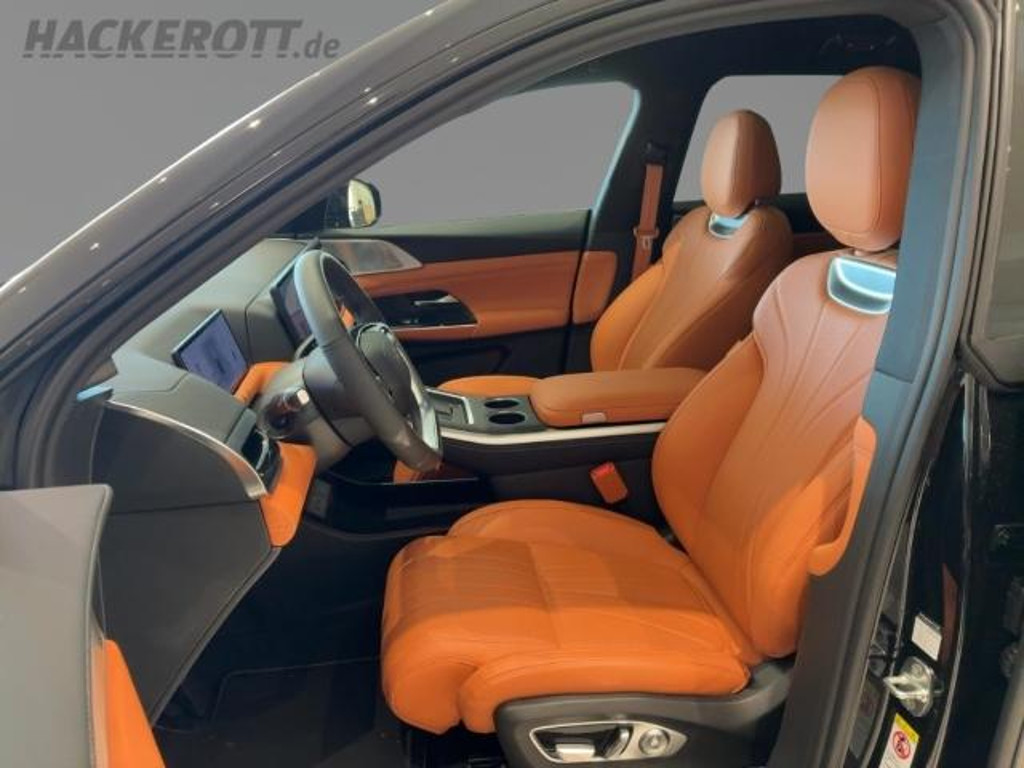 Xpeng G9