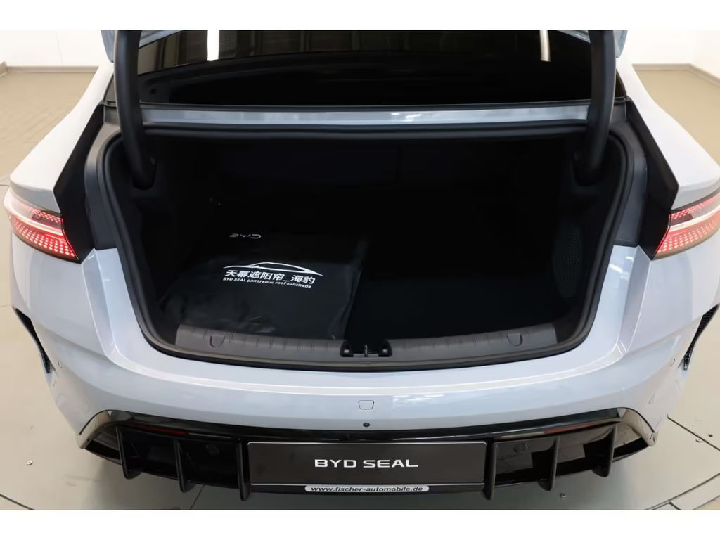 BYD Seal