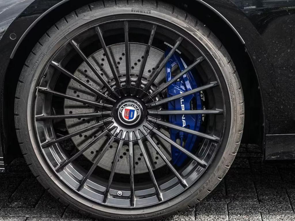 Alpina B3
