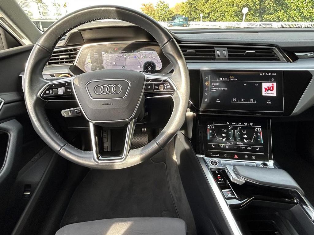 Audi e-tron
