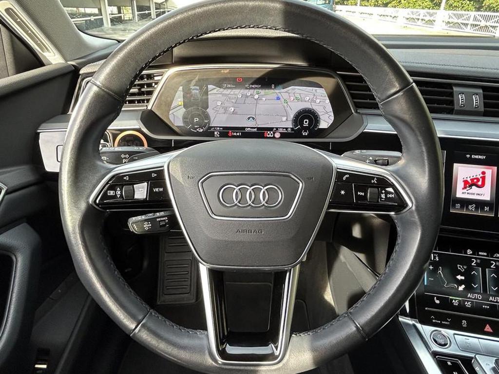 Audi e-tron
