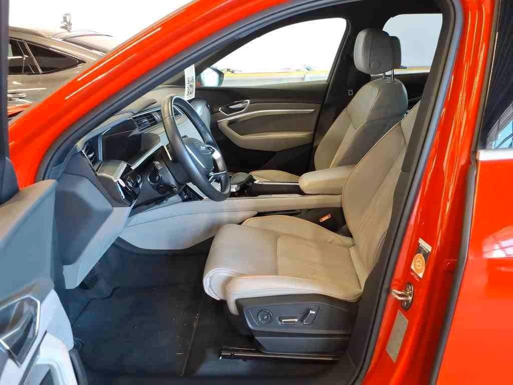 Audi e-tron