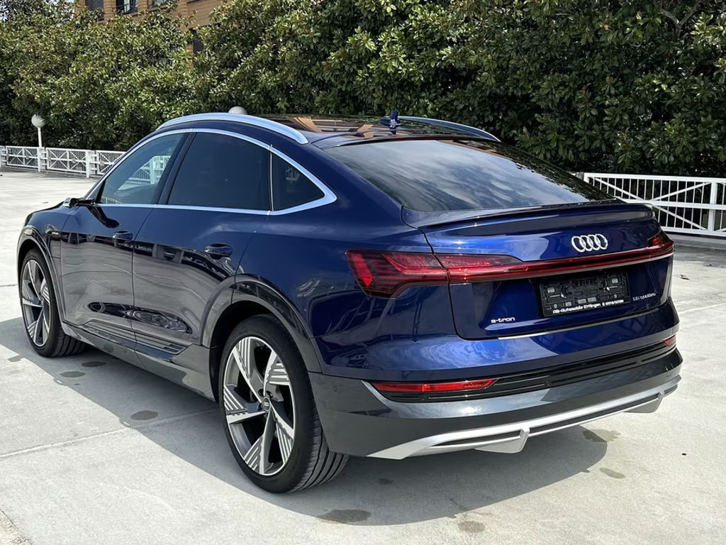 Audi e-tron