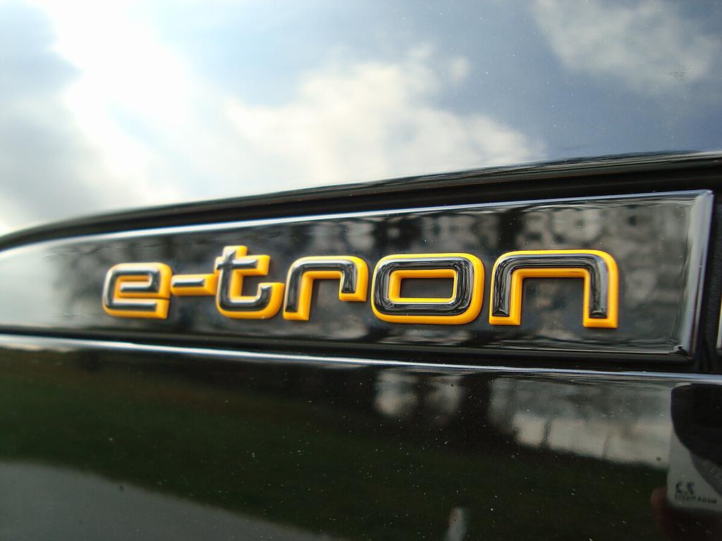 Audi e-tron