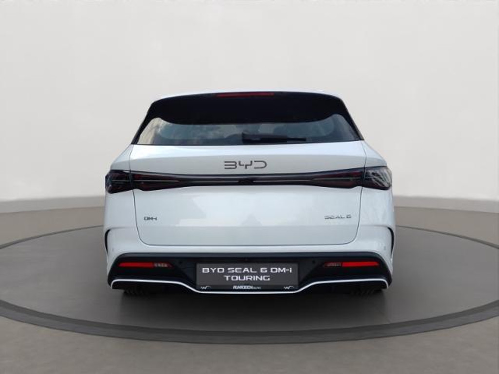 BYD Seal 6