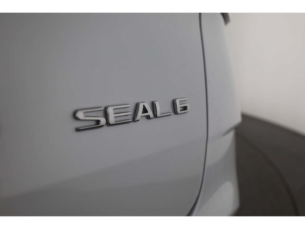BYD Seal 6