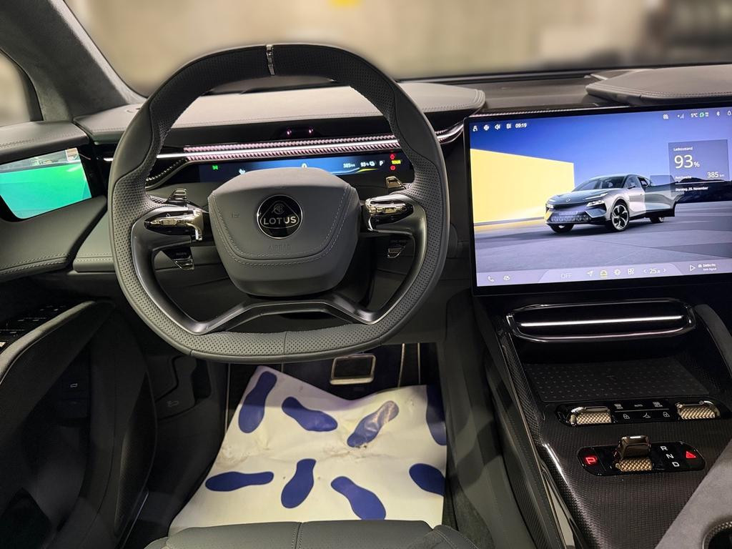 Lotus Eletre