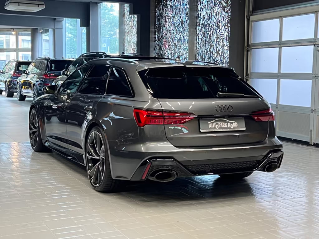Audi RS6