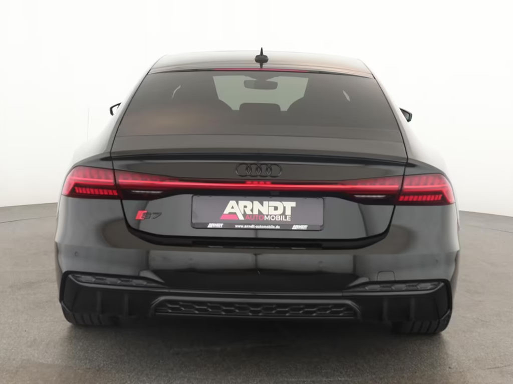 Audi S7