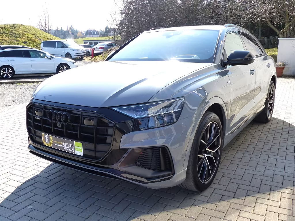 Audi Q8