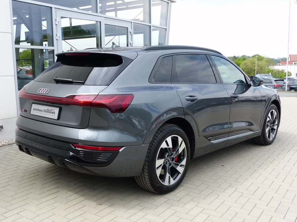 Audi Q8 e-tron