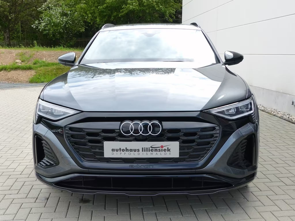 Audi Q8 e-tron