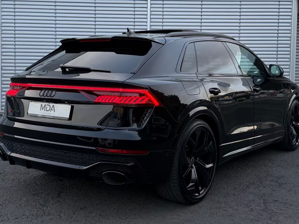 Audi RS Q8