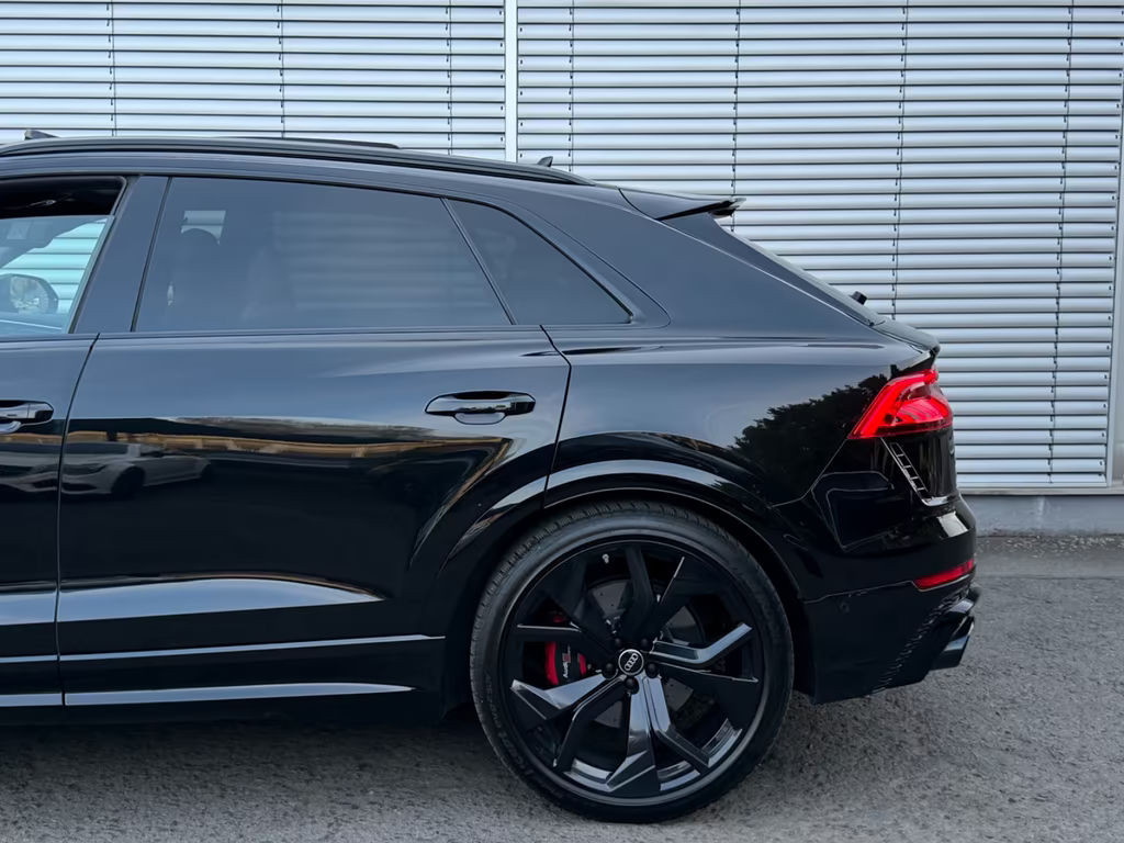 Audi RS Q8