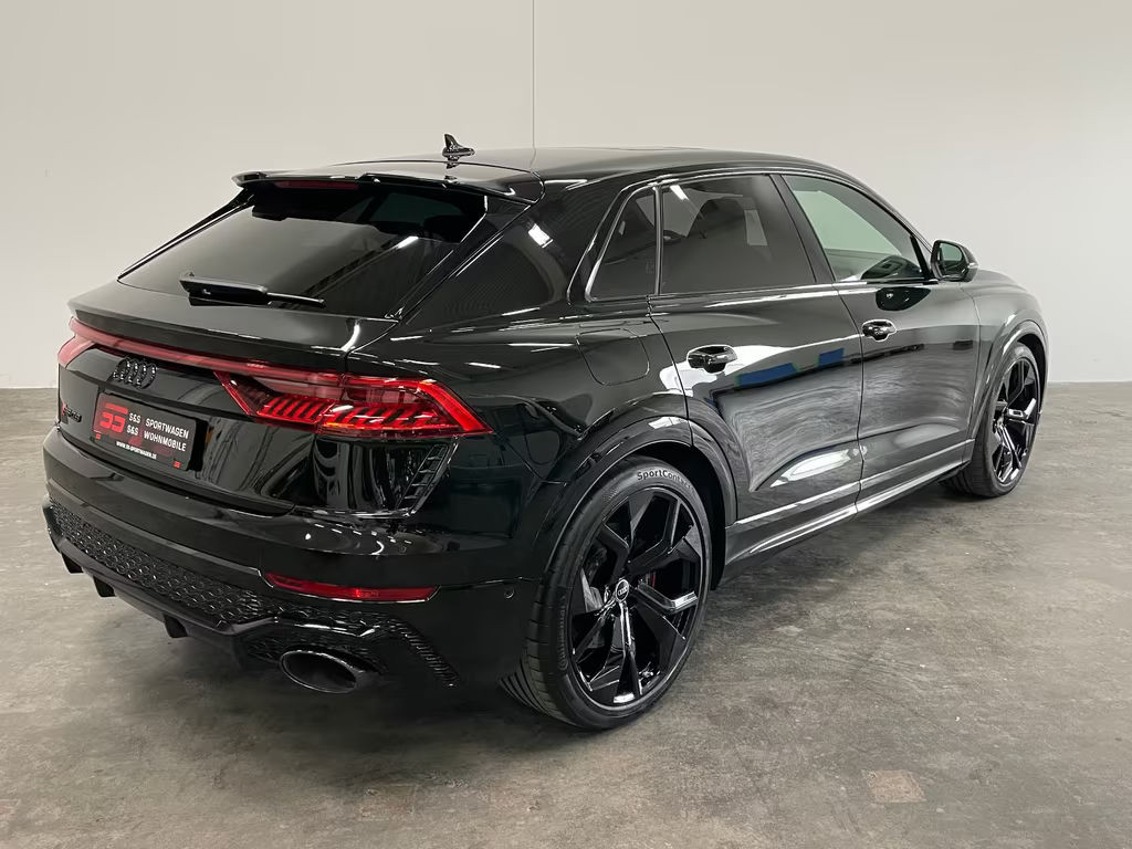 Audi RS Q8