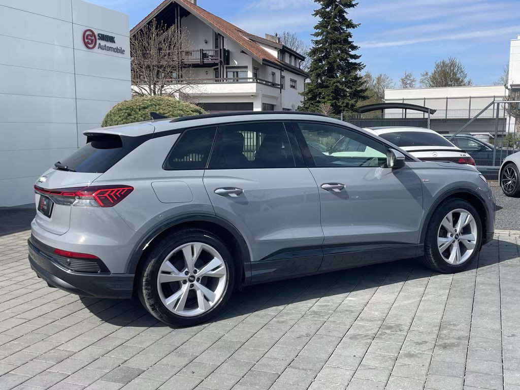 Audi Q4 e-tron