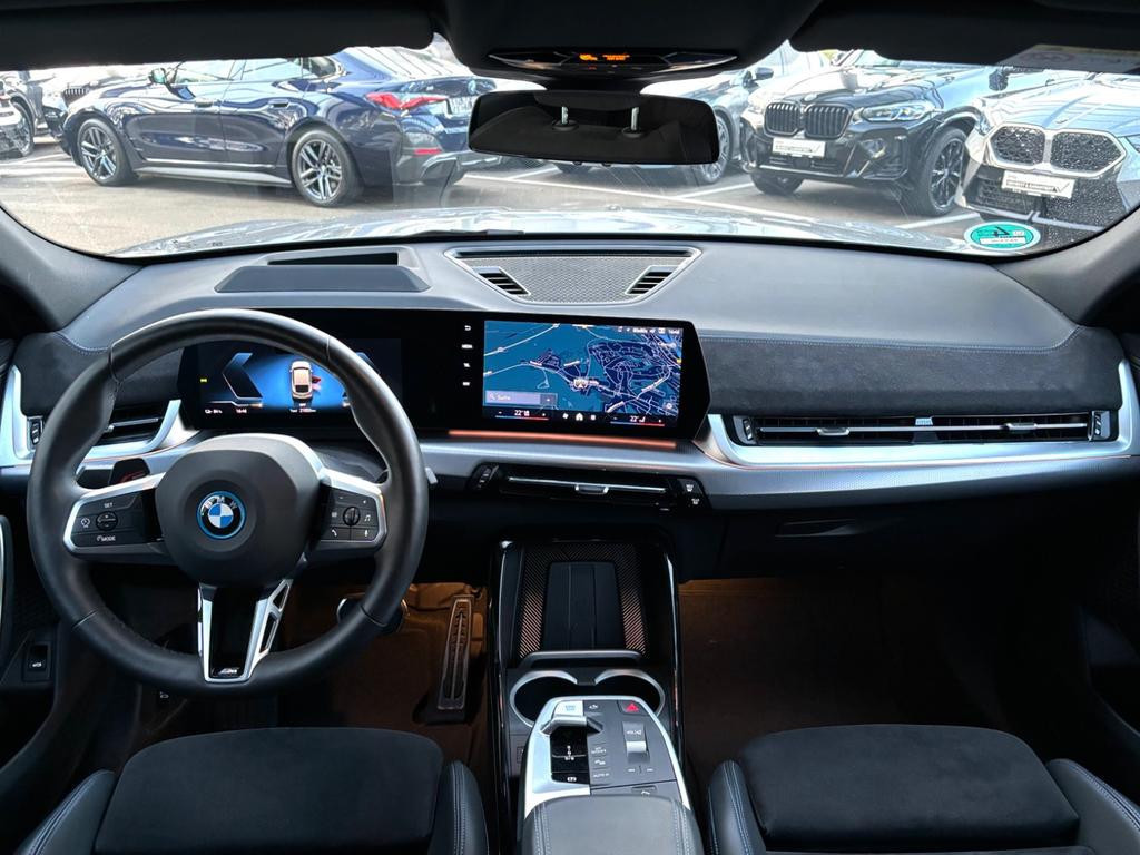 BMW iX2