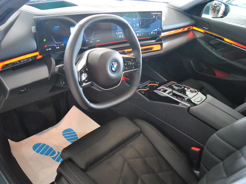 BMW i5