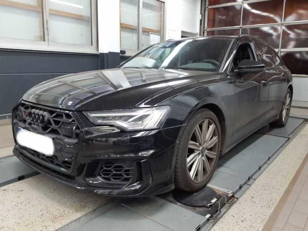 Audi S6