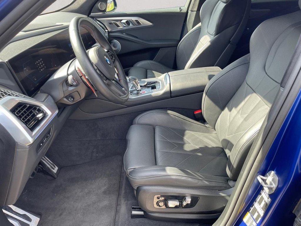 BMW XM