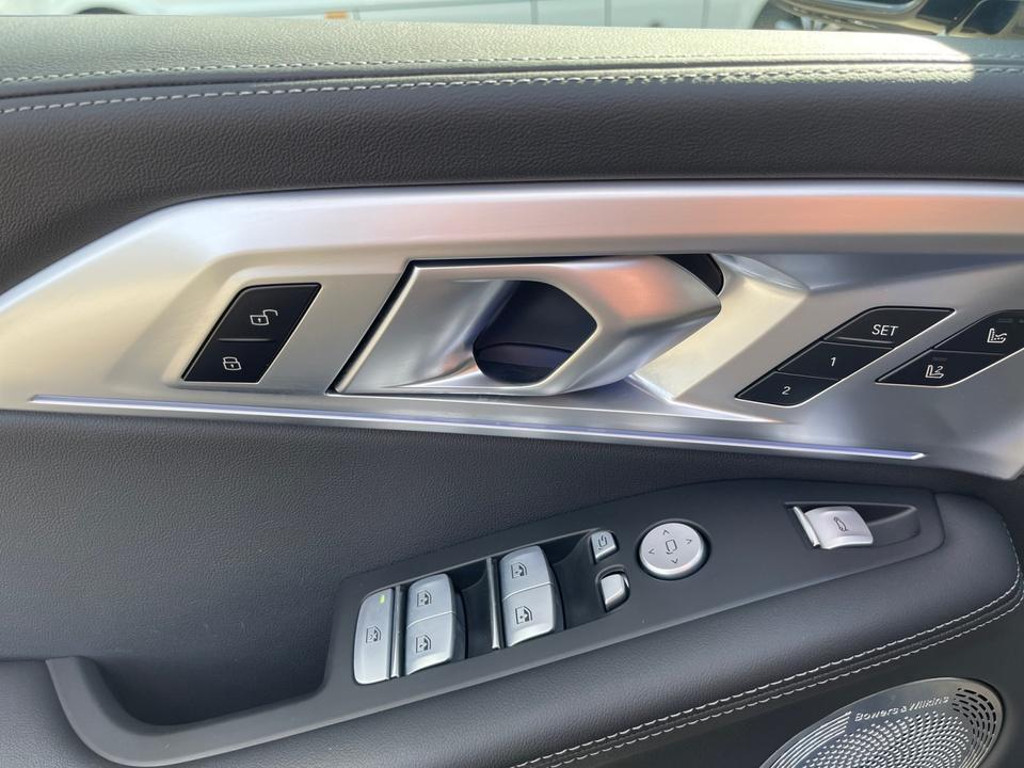 BMW XM