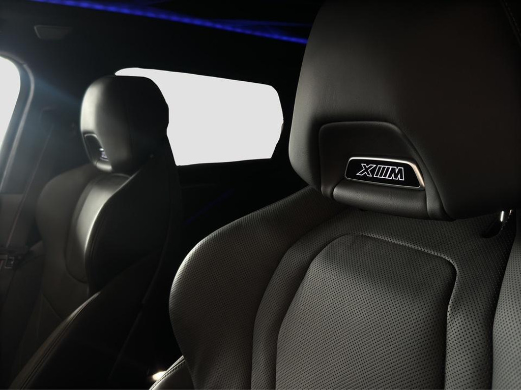 BMW XM