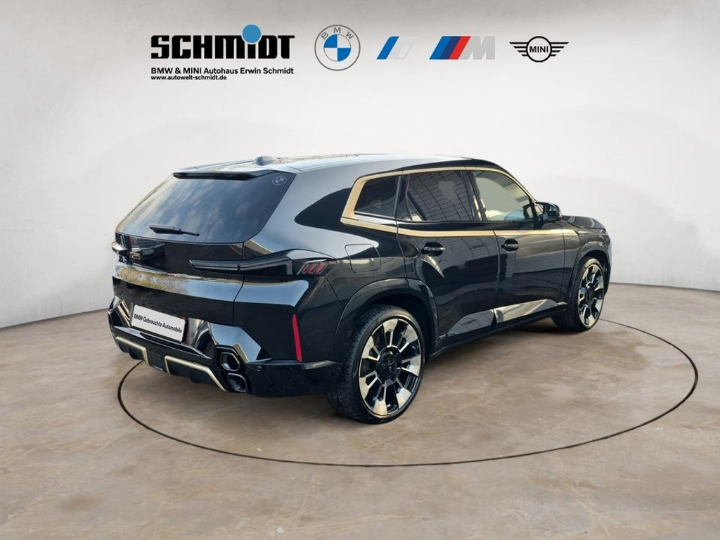 BMW XM