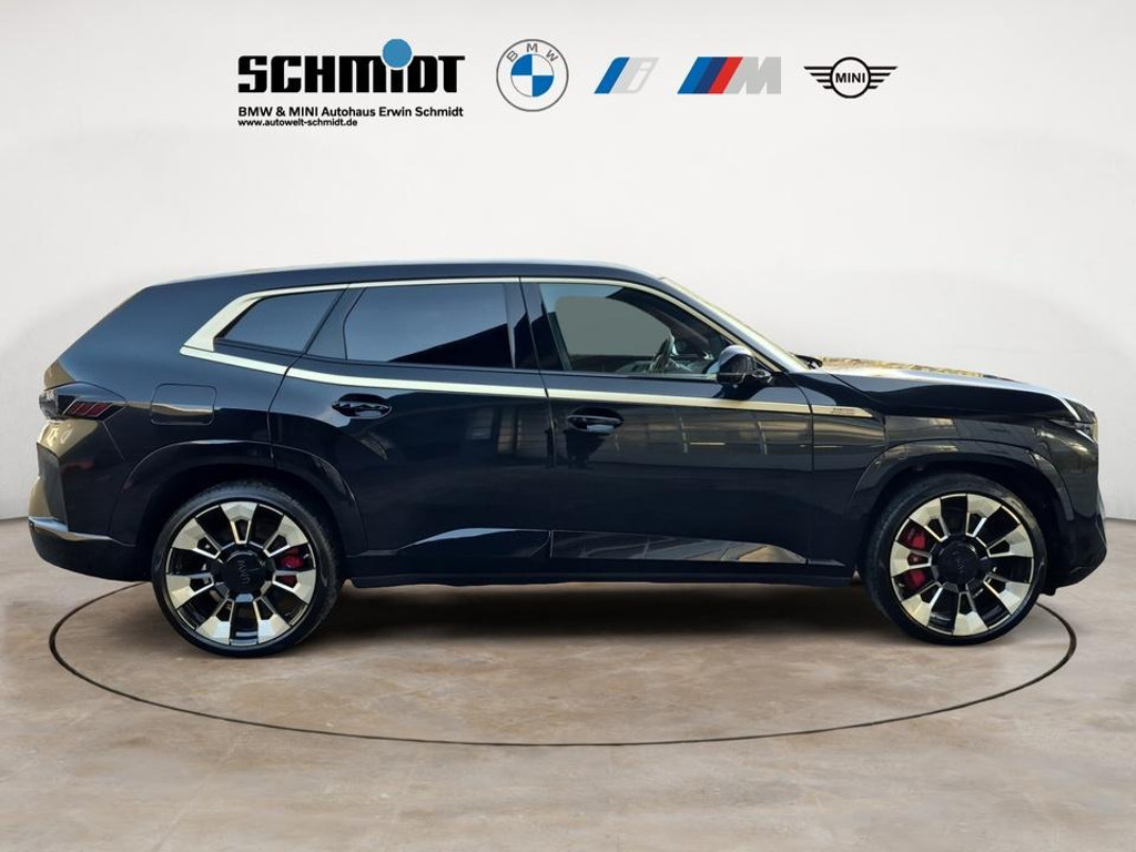 BMW XM