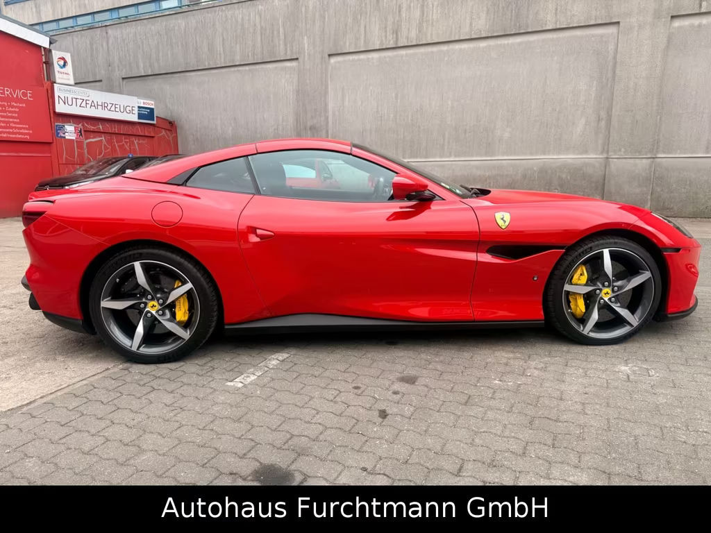 Ferrari Portofino 2023 Benzine