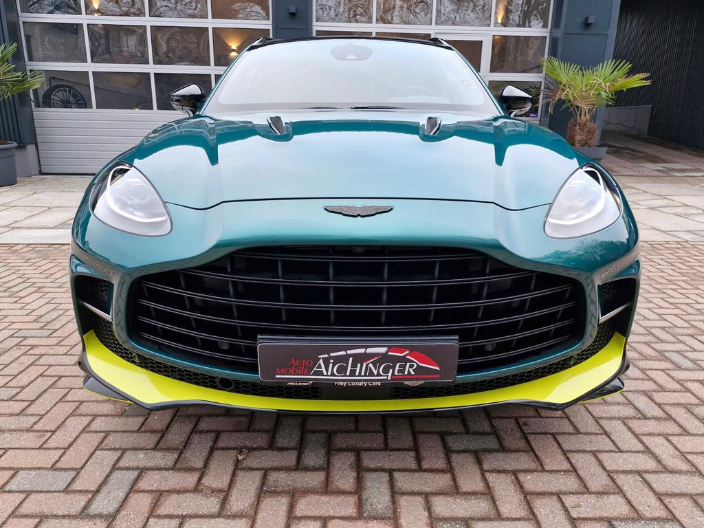 Aston Martin DBX