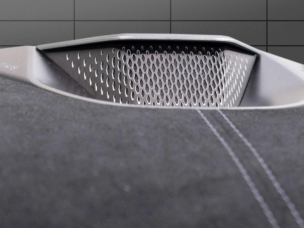 Aston Martin Vanquish