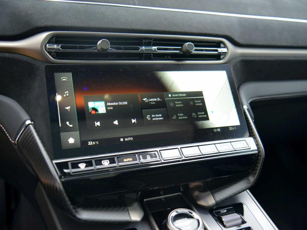 Aston Martin Vanquish