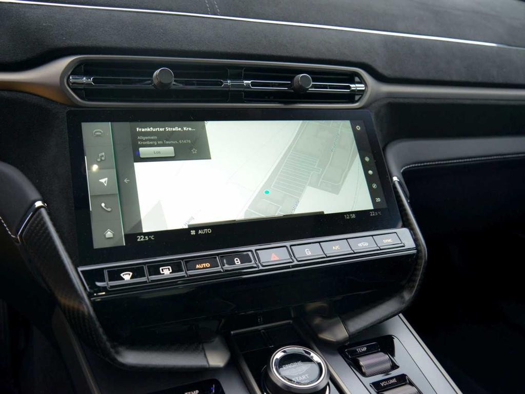 Aston Martin Vanquish